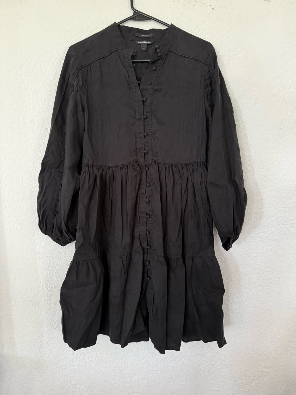 Country Road Linen Black Tiered Button-Front Long Sleeve Dress